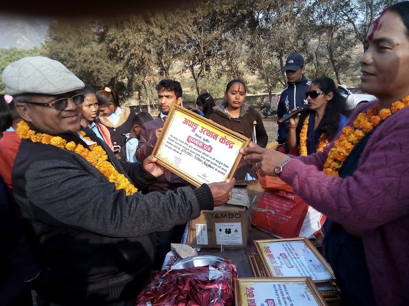 दृष्टिविहिन छात्राहरुलाई सेनेटरी प्याड वितरण