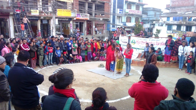 लैंगिक हिंसा विरुद्धको १६ दिने अभियानमा सांगीतिक सडक नाटक