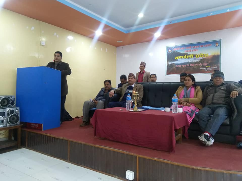 रेडियो नेपाल नम्बर वान बन्न सक्नु पर्छ : मन्त्री भण्डारी