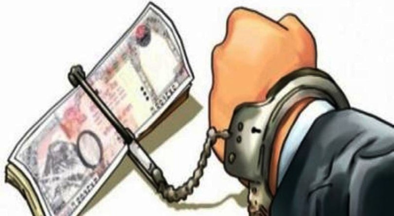 चाल लाख घुससहित सुर्खेतका डिएफओ पक्राउ