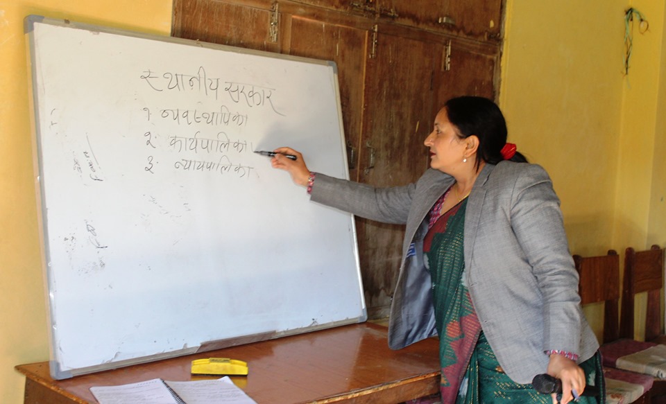 विद्यार्थीको समस्या बुझ्न उपमेयर ढकाल कक्षा कोठामा