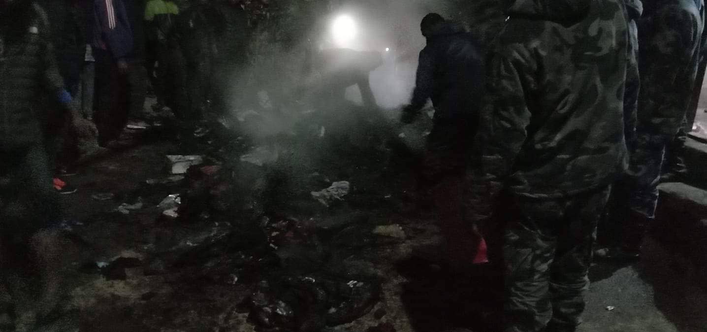 दैलेख को एक फेन्सी पसलमा आगलागी