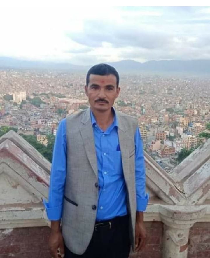 वडा अध्यक्ष धामीको हत्याबारे अनुसनधान गर्न धनगढीबाट तालिमप्राप्त कुकुर सहितको टोली अछाम आउँदै ।।