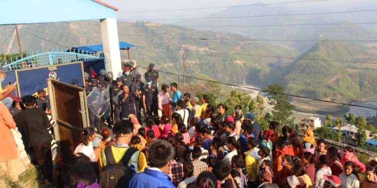 चौरजहारी घटनामा मृतकको संख्या ३ पुग्यो