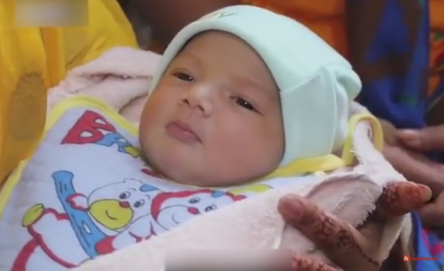 समाजको घिनलाग्दो पाटोः पैसा कमाउनकै लागि आमाकै मिलेमतो