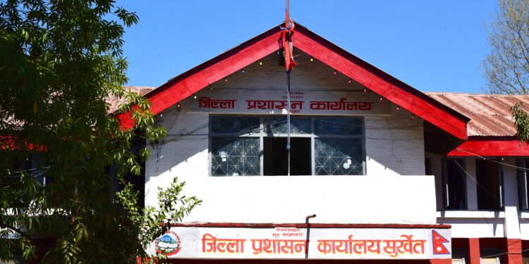 जिल्ला प्रशासन कार्यालय सुर्खेतमा अत्यावश्यक बाहेकका सेवा बन्द हुने
