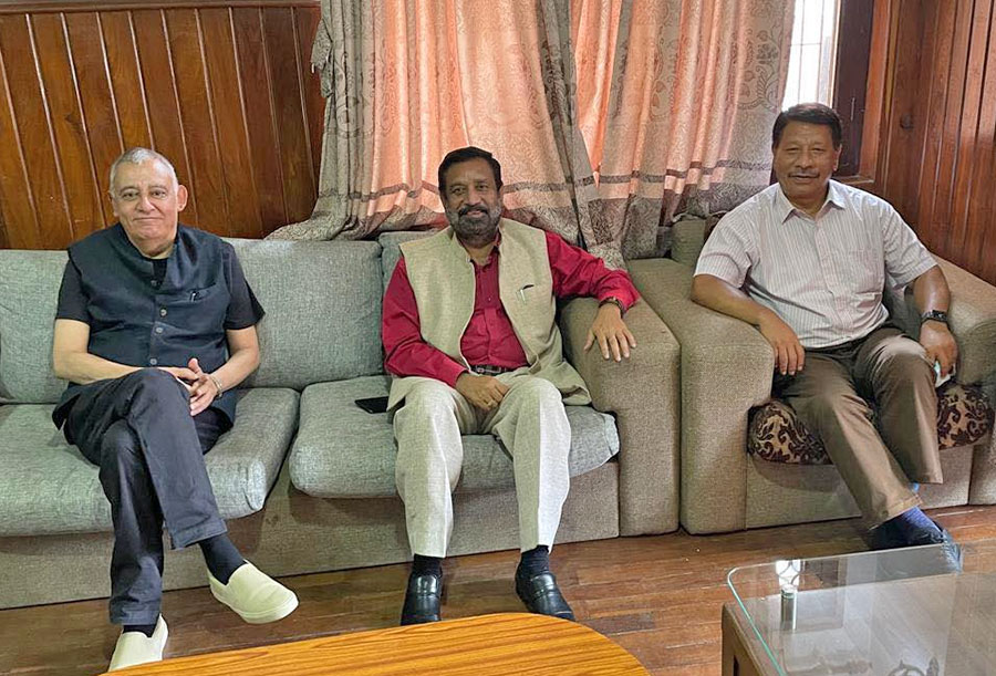 विमलेन्द्र, शशांक र प्रकाशमान भेटवार्ता : हामी एकै ठाउँमा छौं !